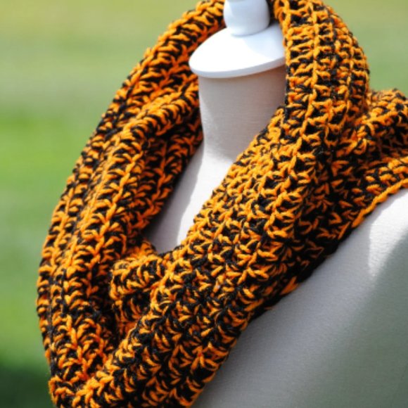 Crochet Black and Orange Extra Wide Cowl/New - Picture 2 of 4